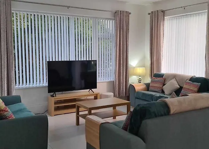Annie\'S House With Thermal Health Spa