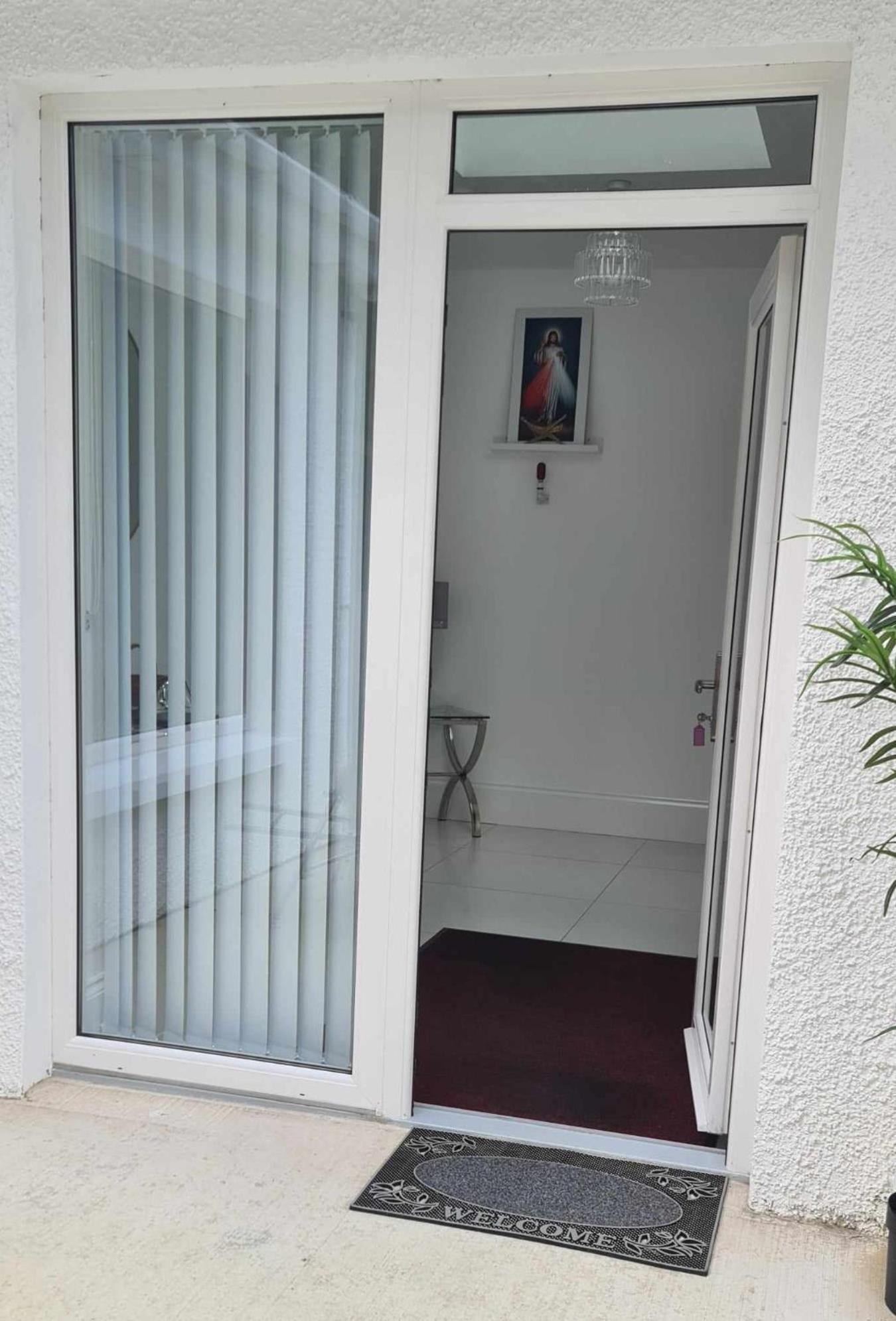 Annie's House With Thermal Health Moville